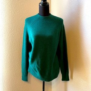 J.CREW women’s holiday sweater. NWT, never worn.